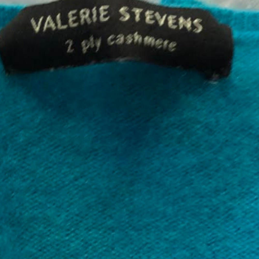 Valerie Stevens Cashmere Sweater - Picture 4 of 4